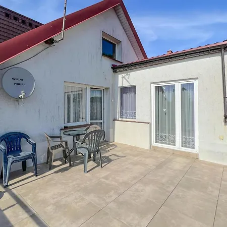 Apartment 2 Bedroom Stunning In